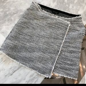 Cute Tweed Mini Skirt 💓